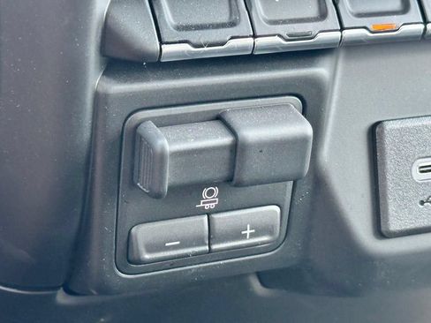 Used 2026 Chevrolet Silverado 1500 Custom Trail Boss w/ Dark Appearance Package AWD/4WD image 14