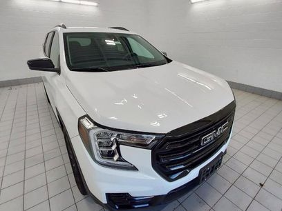 Used 2023 GMC Terrain SLE w/ Driver Convenience Package