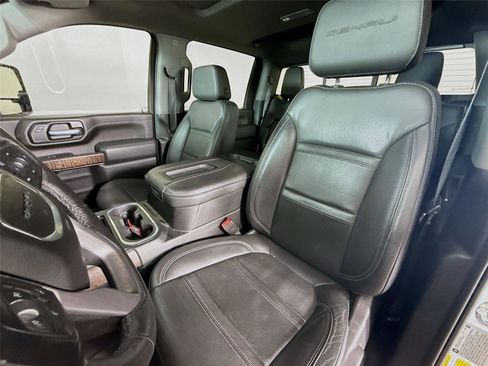Used 2021 GMC Sierra 2500 Denali w/ Denali Ultimate Package AWD/4WD image 2