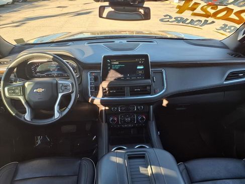 Used 2024 Chevrolet Tahoe Premier image 3