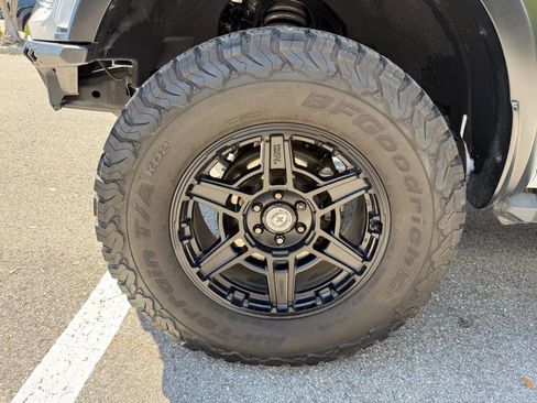 Used 2024 Ford F150 Raptor w/ Equipment Group 803A Raptor R AWD/4WD image 23