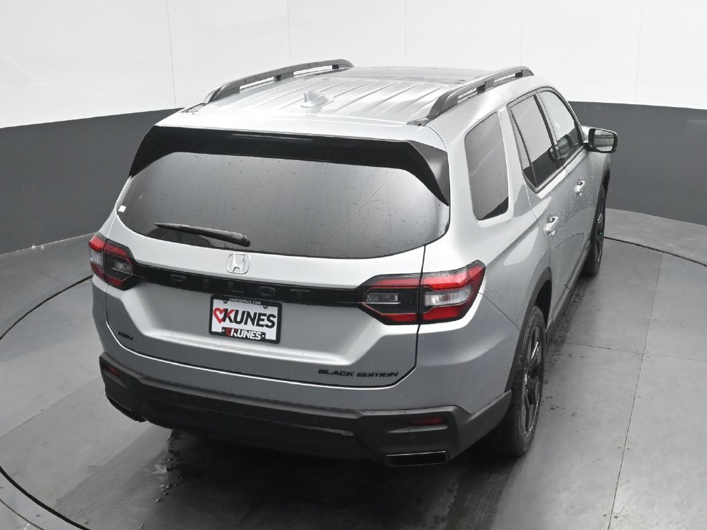 New 2026 Honda Pilot Black Edition image 26