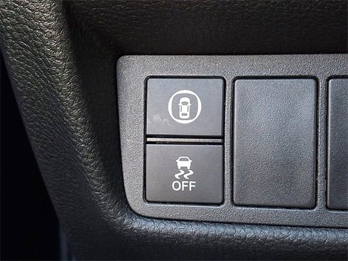 Used 2019 Honda Accord EX image 25