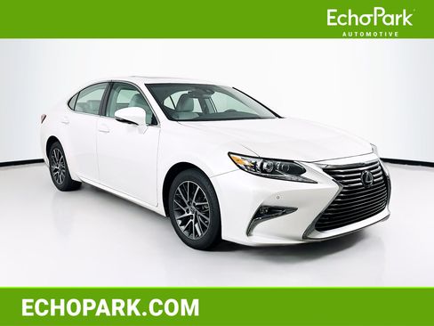 Used 2018 Lexus ES 350 w/ Luxury Package w/Wood Trim FWD image 1
