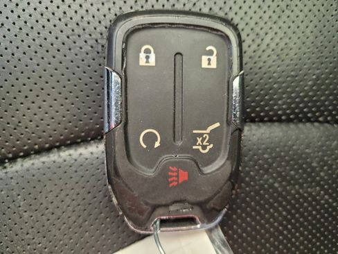 Used 2018 GMC Terrain SLT w/ Preferred Package image 32