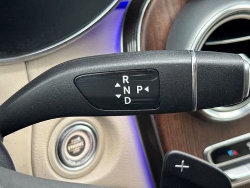 Used 2022 Mercedes-Benz GLC 300 image 40