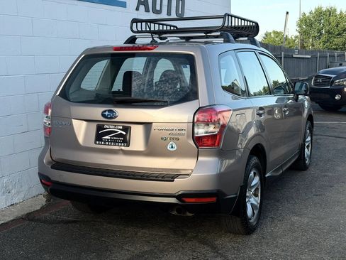 Used 2014 Subaru Forester 2.5i AWD/4WD image 5