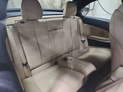 Used 2017 BMW 430i Convertible image 11