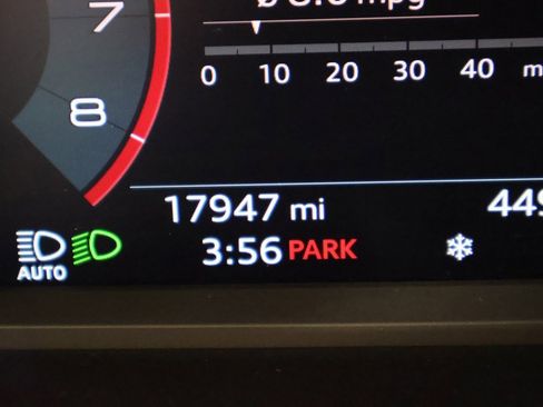 Used 2022 Audi Q3 2.0T Premium w/ Convenience Package image 36