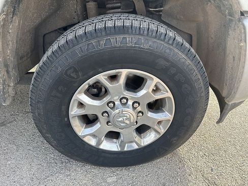 Used 2024 RAM 2500 Laramie w/ Towing Technology Group AWD/4WD image 5