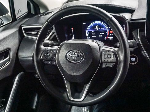 Certified 2023 Toyota Corolla Cross XLE w/ Convenience Package image 18