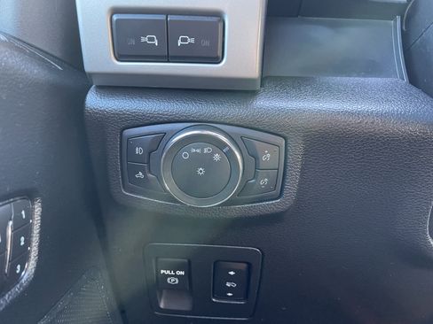 Used 2020 Ford F150 Lariat w/ Equipment Group 502A Luxury image 15