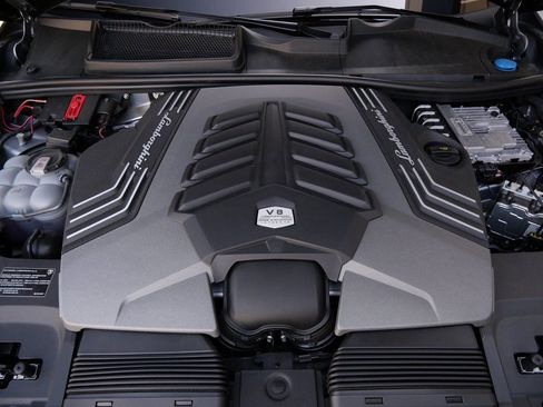 Used 2024 Lamborghini Urus Performante image 37