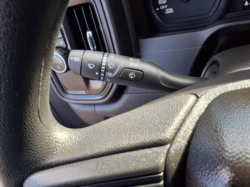 Used 2026 Chevrolet Silverado 1500 Custom image 9