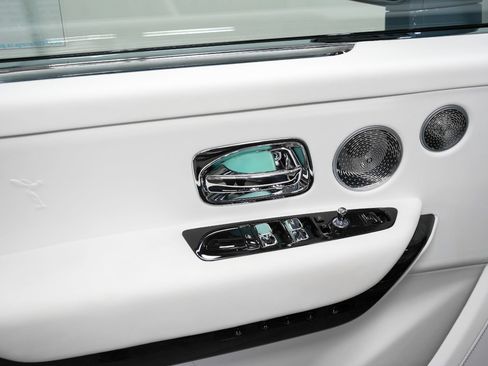 Used 2022 Rolls-Royce Cullinan w/ Dark Exterior Package AWD/4WD image 64