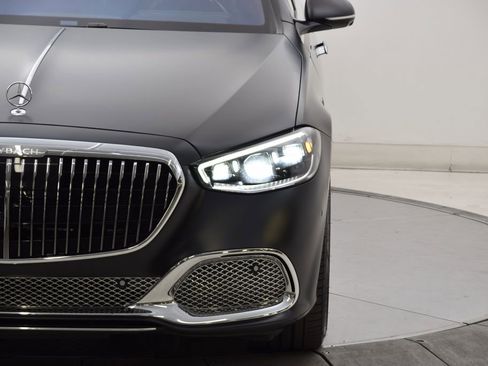 Certified 2024 Mercedes-Benz Maybach S 680 4MATIC image 13
