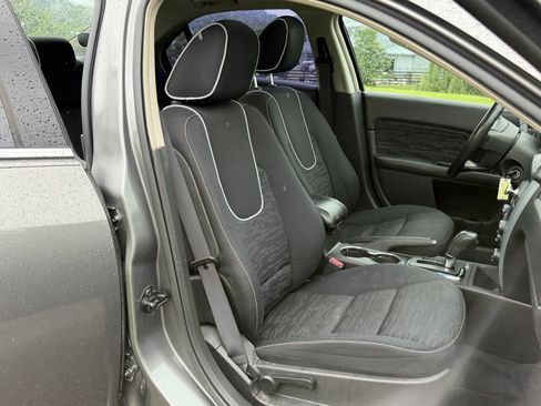 Used 2010 Ford Fusion SE FWD image 27