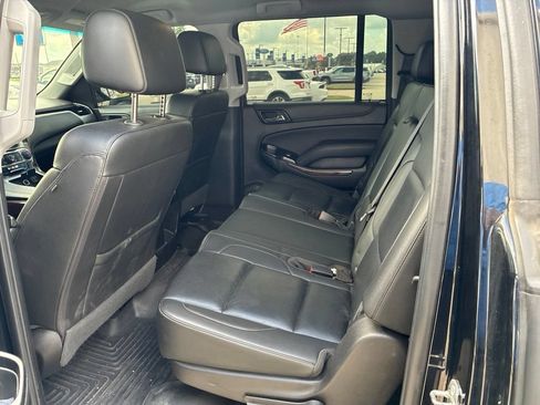 Used 2019 GMC Yukon XL SLT AWD/4WD image 14