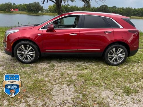 Used 2024 Cadillac XT5 Premium Luxury w/ Technology Package FWD image 4