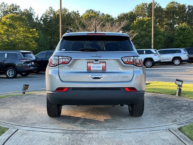 Used 2021 Jeep Compass Latitude w/ Sun and Sound Group FWD image 6