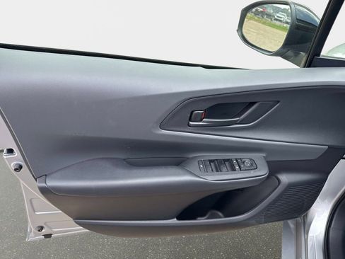 Used 2026 Toyota Prius LE FWD image 17