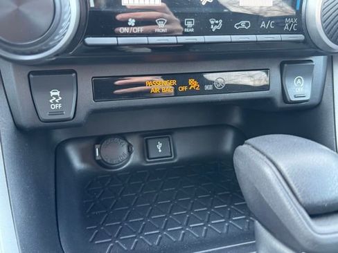 Certified 2021 Toyota RAV4 LE w/ Carpet Mat Package (TMS) AWD/4WD image 13