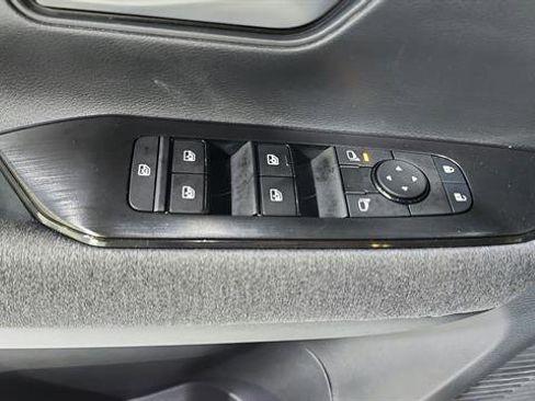 Certified 2026 Nissan Kicks SV FWD image 42