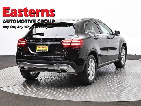 Used 2019 Mercedes-Benz GLA 250 4MATIC w/ Premium Package image 5