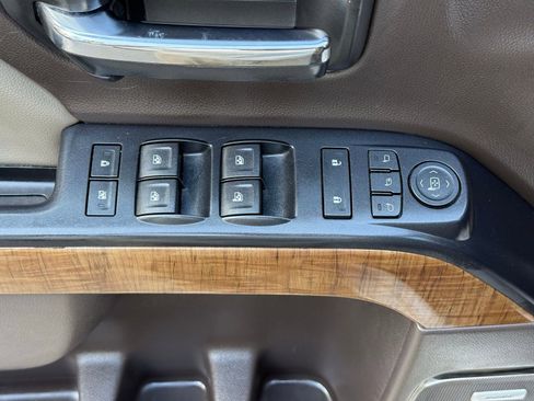 Used 2017 GMC Sierra 1500 SLT AWD/4WD image 23