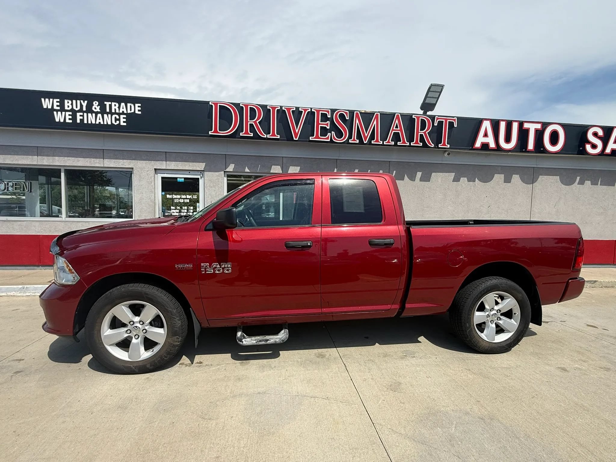 Used 2014 RAM 1500 Express AWD/4WD image 3