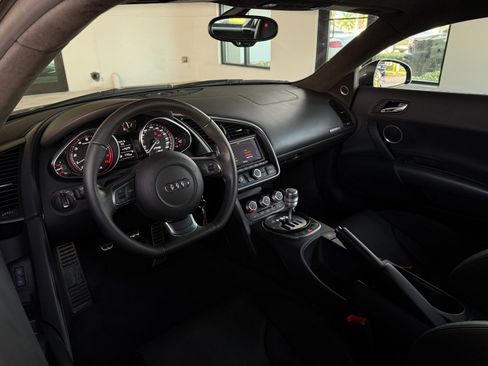 Used 2010 Audi R8 V10 AWD/4WD image 38
