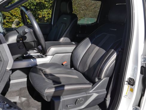 Used 2019 Ford F150 Platinum w/ Equipment Group 701A Luxury image 36