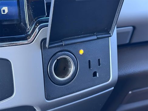 Used 2022 Ford F350 King Ranch w/ King Ranch Ultimate Package image 35