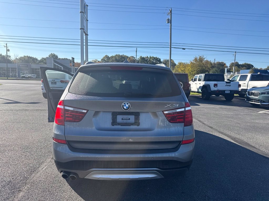 Used 2017 BMW X3 xDrive28i AWD/4WD image 23