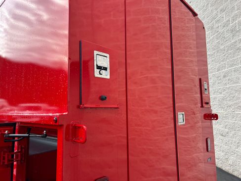 New 2026 Ford E-350 and Econoline 350 Super Duty w/ Interior Upgrade Package RWD image 26