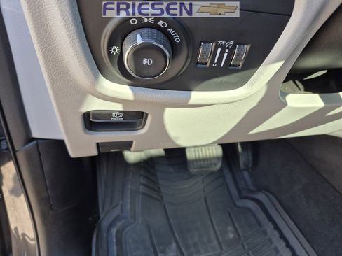 Used 2022 Jeep Grand Cherokee L Overland w/ Advanced Protech Group III image 17