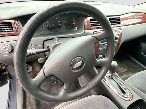 Used 2008 Chevrolet Impala LS image 12