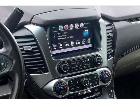 Used 2016 Chevrolet Suburban LTZ image 7