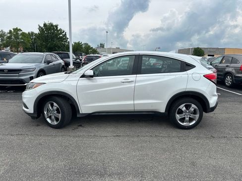 Used 2021 Honda HR-V LX image 5