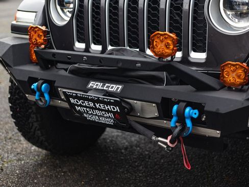 Used 2023 Jeep Wrangler Unlimited Sahara image 15