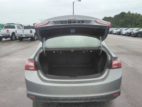 Used 2024 Chevrolet Malibu LT FWD image 5