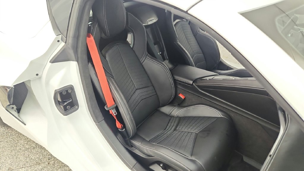 Used 2023 Chevrolet Corvette Stingray Premium Cpe w/ Z51 Performance Package RWD image 36