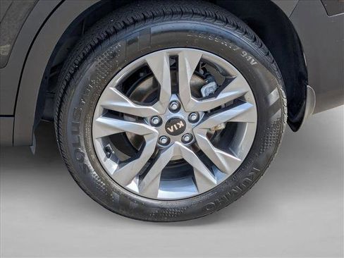 Used 2020 Kia Telluride LX image 22