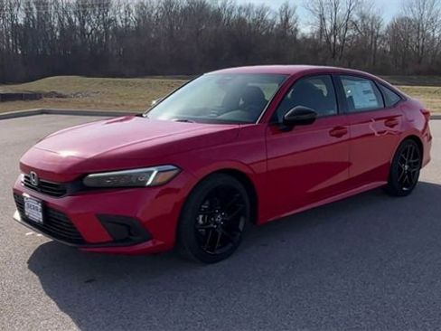 Used 2024 Honda Civic Sport image 4