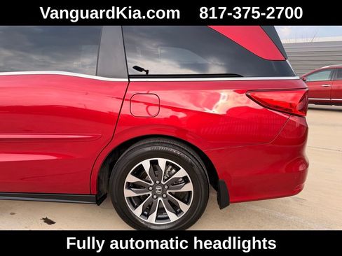 Used 2023 Honda Odyssey EX-L image 11