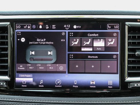 Used 2023 Chrysler Pacifica Touring-L FWD image 14