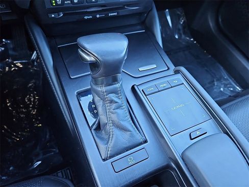 Used 2021 Lexus ES 350 w/ Premium Package image 14