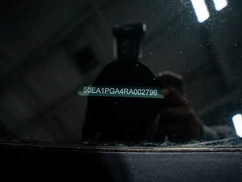 Used 2024 Lucid Air Pure image 59