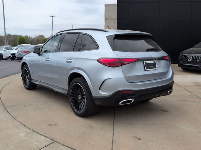 Used 2026 Mercedes-Benz GLC 300 image 4