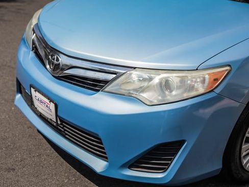 Used 2012 Toyota Camry LE FWD image 9